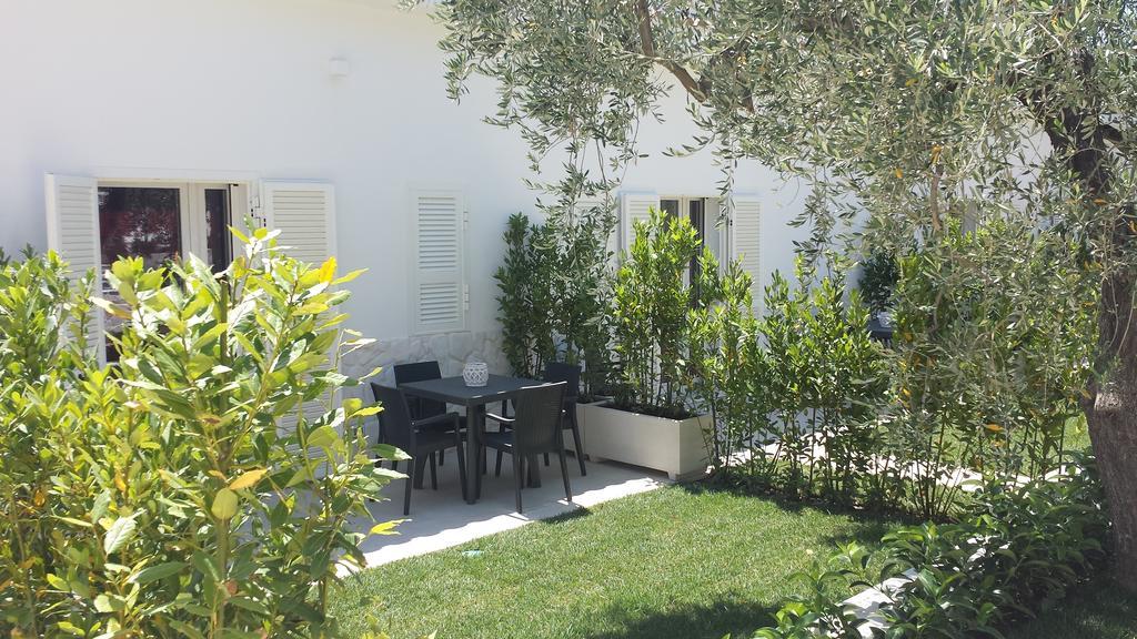 Charming Puglia Villa Simone 圣安吉罗山 客房 照片